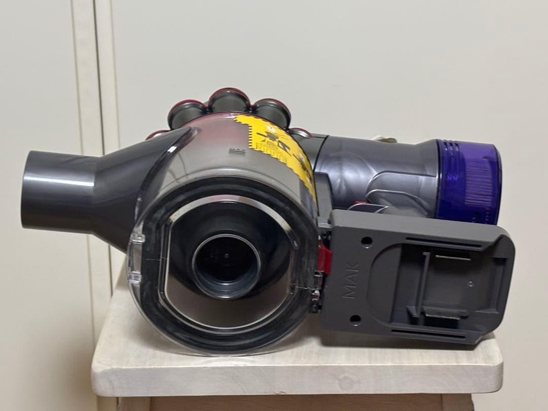 【美品】ダイソン SV10K マキタ18Vバッテリー仕様 ノズル3個付