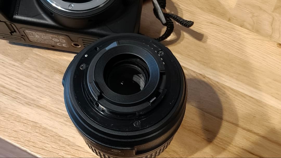 Nikon D60 ダブルズームレンズセット一眼レフカメラ ニコン キット