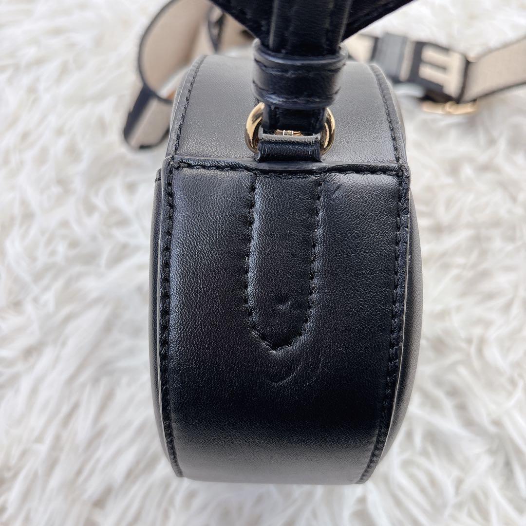 Stella McCartney ラウンドロゴ ミニショルダー ブラック