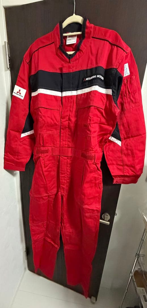 最終値下げ 新品未使用品 三菱 ラリーアートつなぎ LLサイズ 冬用ツナギ