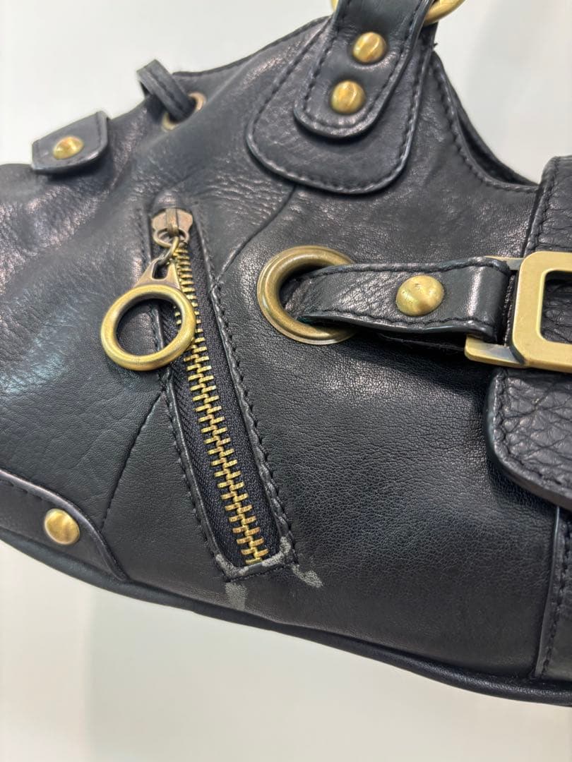 レザーショルダーバッグ 黒 中型