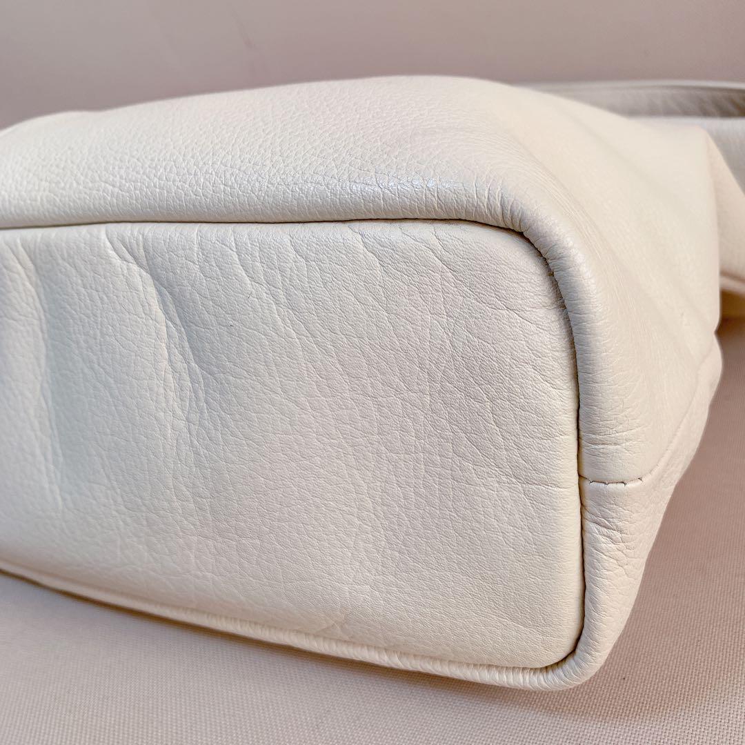 【そら。】russet ソフトレザーワンショルダーバッグ アイボリー