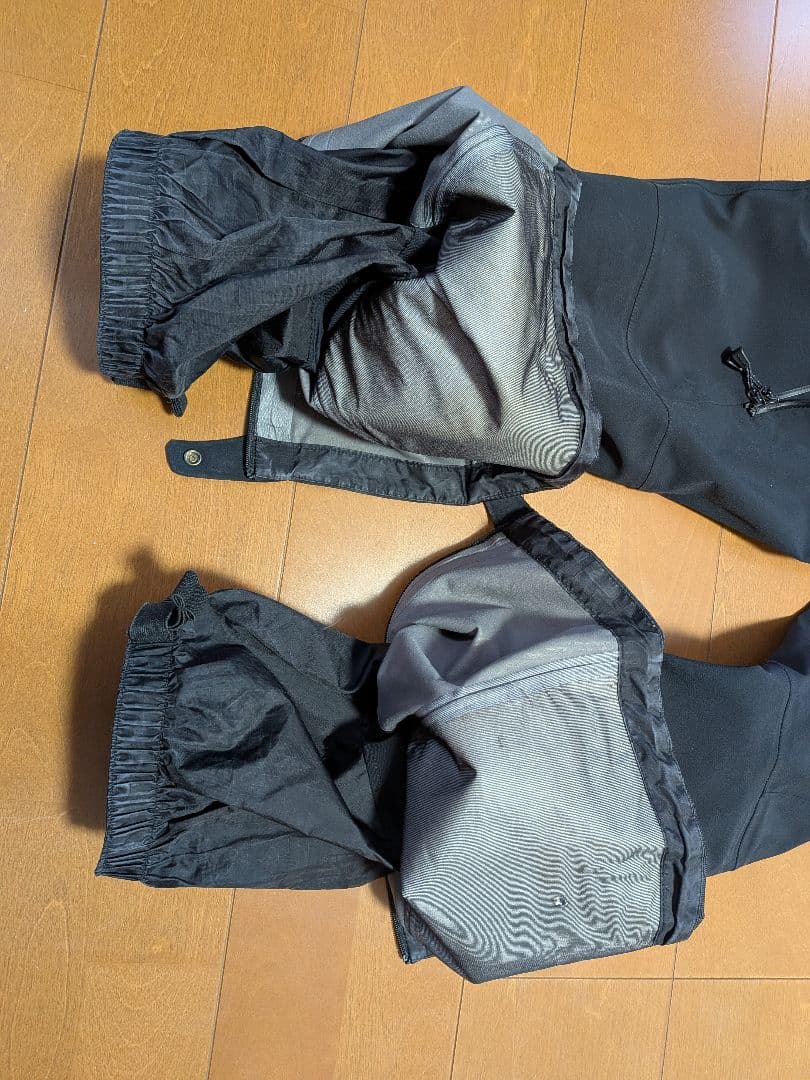 モンベル　パウダートラックビブ　ビブパンツ　ゴアテックス　Mサイズ