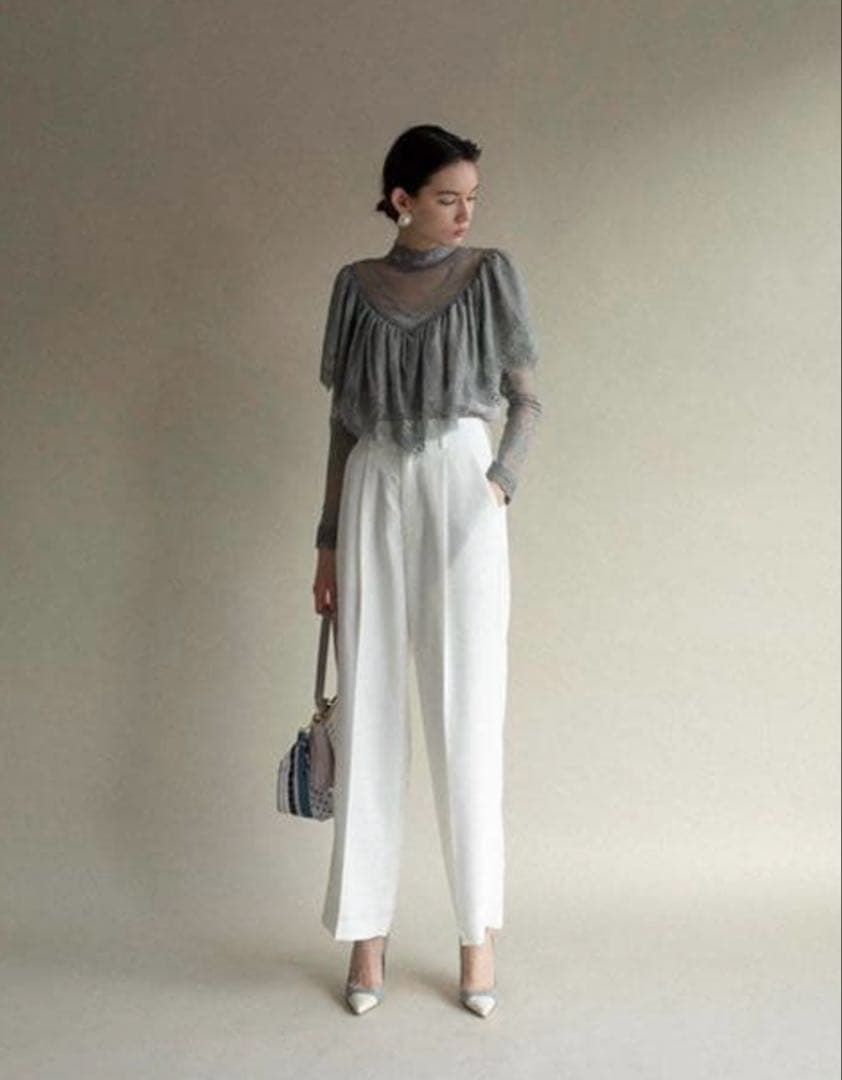 ラベルエチュード　ヴィンテージ　異素材レース長袖ブラウス