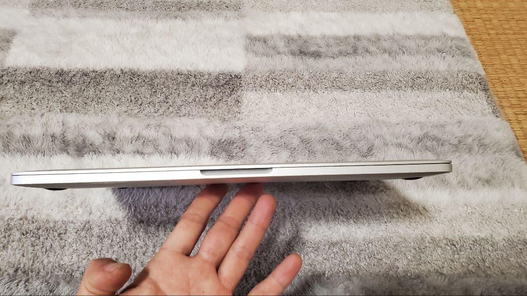 MacBook本体 Apple MacBook pro 13inch 2019