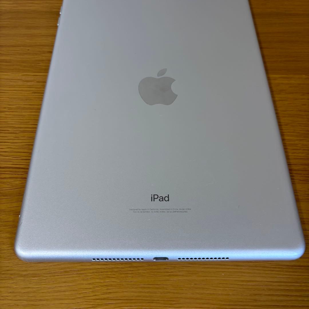 【SIMフリー】iPad 第6世代 128GB シルバー／動作確認済み