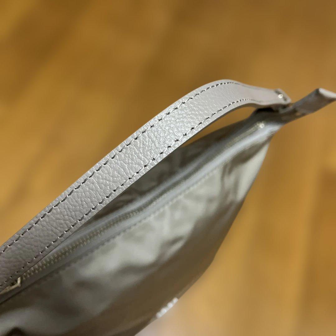 ラシットクラウズナイロンシンプルショルダーバッグ