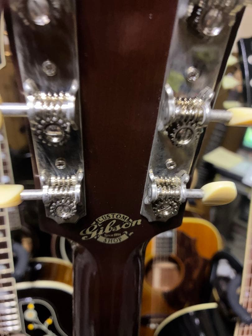 Gibson Custom Shop1942Banner Jー45