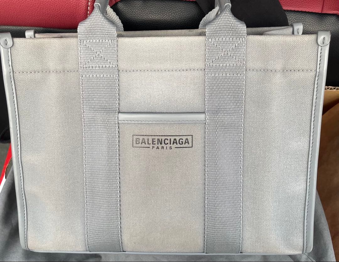 バレンシアガトート