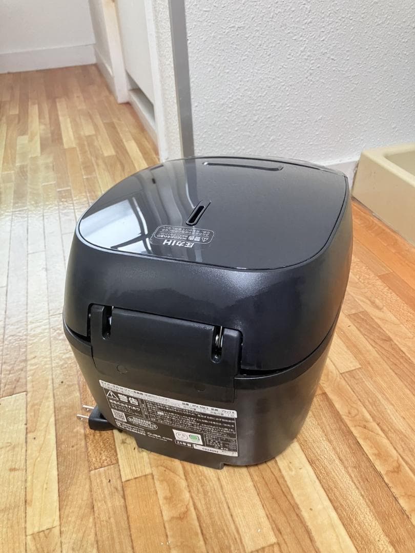 早い者勝ち　定価25000円　2024年製タイガー　圧力IH炊飯器 　5.5合