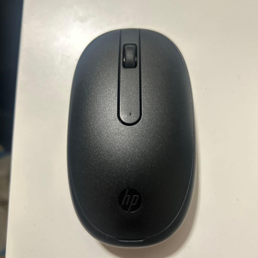 新品同様Bluetoothマウス付HP 15-fc0xxxノートパソコン