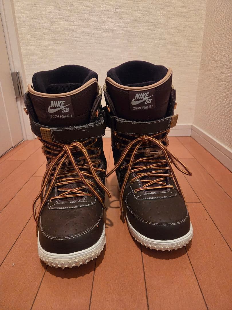 NIKE スノーボードブーツ