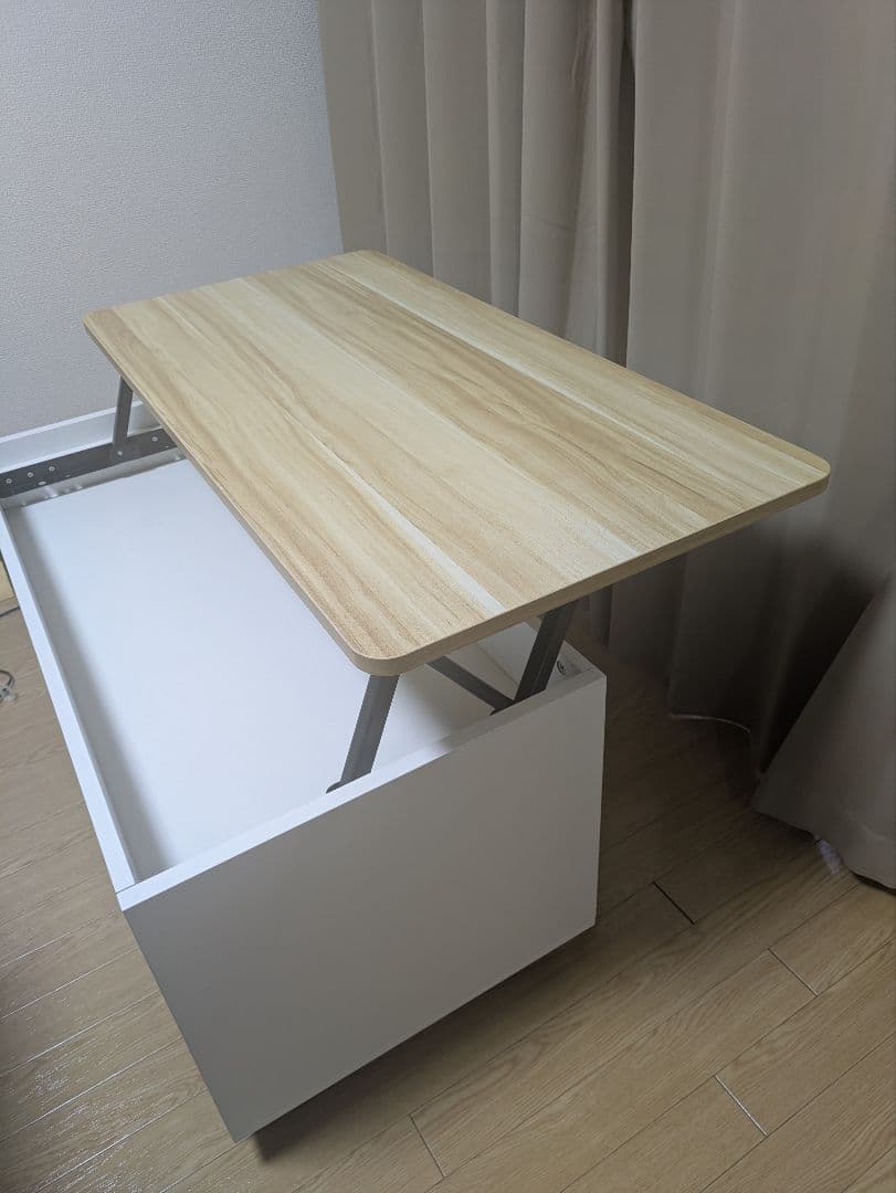 〚福岡県引き取りできる方限定〛昇降テーブル　キャスター付