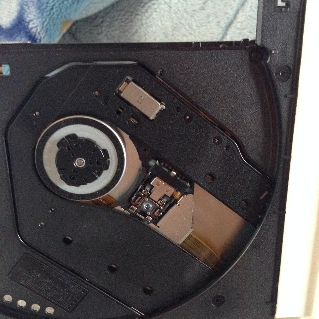 Dynabook D713/T2KW（Windows 8搭載）