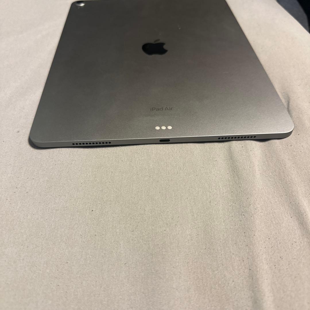 iPad Air 13インチ バッテリー98% Wi-Fi 128GB 15