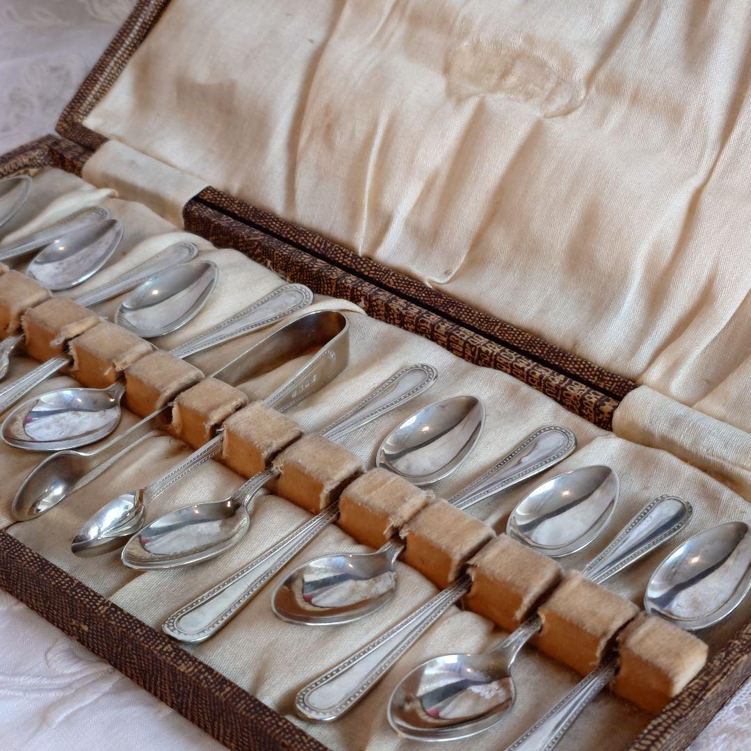 イギリス　アンティーク　シルバースプーン　シュガートング　セット　箱付き