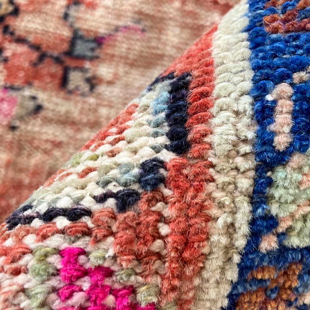 貴重✳︎ギュネイ✳︎84×157シャビー　レッド　ネイビー　トルコヴィンテージラグ