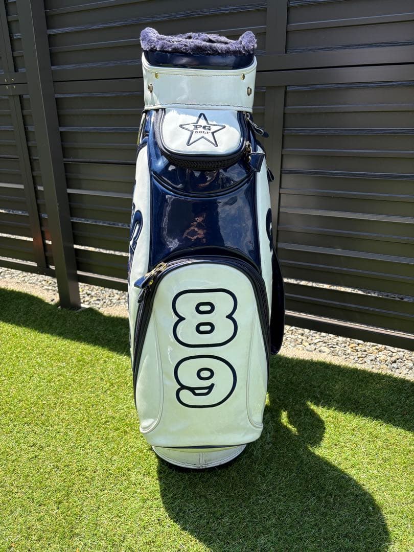 PEARLY GATES エナメルキャディバッグ