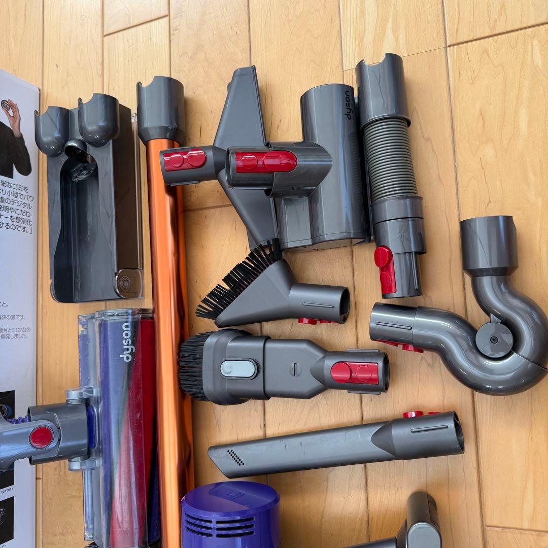 【完動品】Dyson cyclone V10 SV12