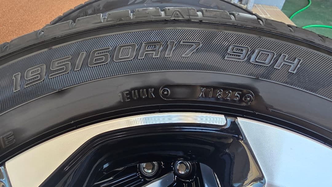 つかさ様ライズ 純正17インチ タイヤホイール4本セット ENASAVE