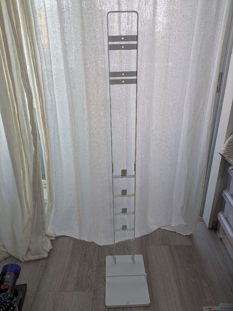 dyson v8 fluffy + 山崎実業スタンド