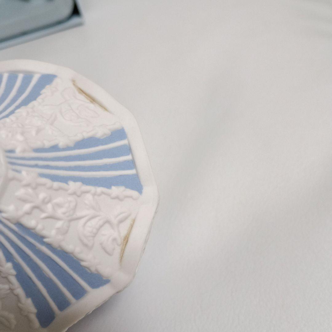 ウェッジウッド　ジャスパーウェア　カルーセル　クリスマスオーナメント　2012