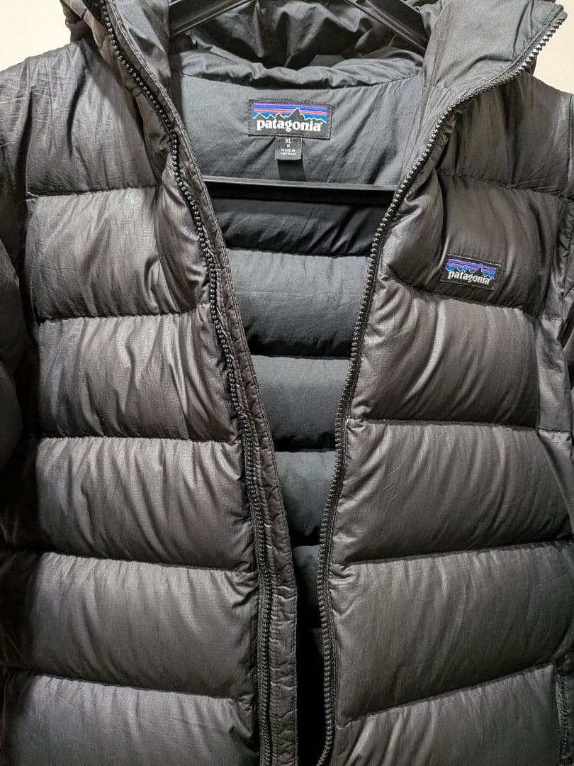 patagonia ブラック ダウンジャケット フード付き XL14