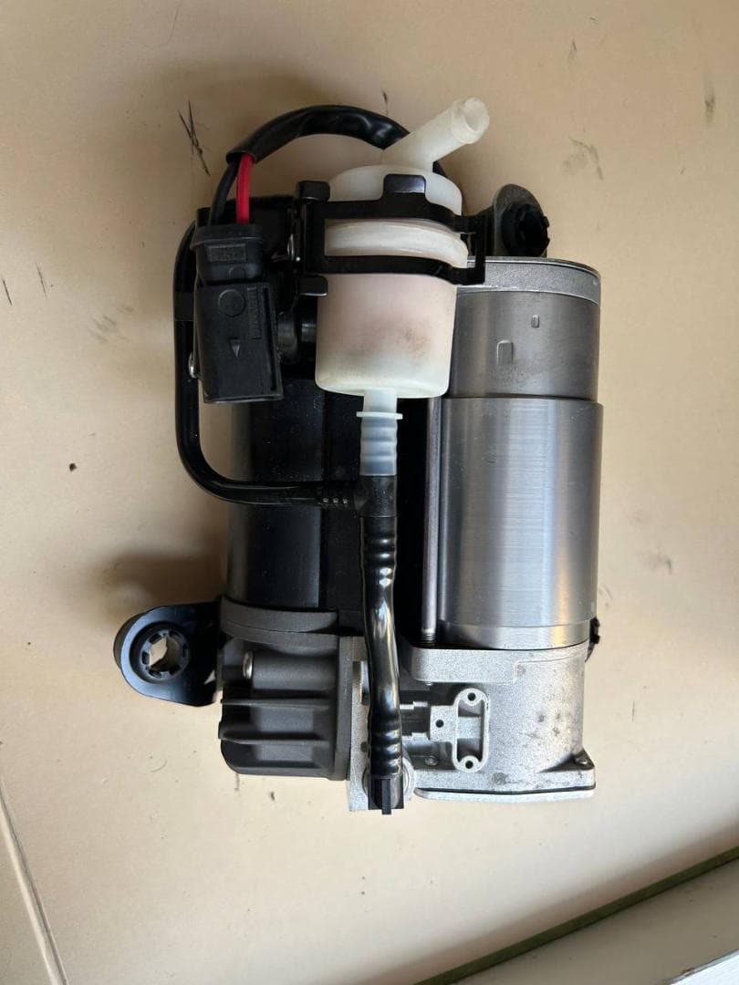 ジャガー XJ エアサスペンション コンプレッサー 2003-2009