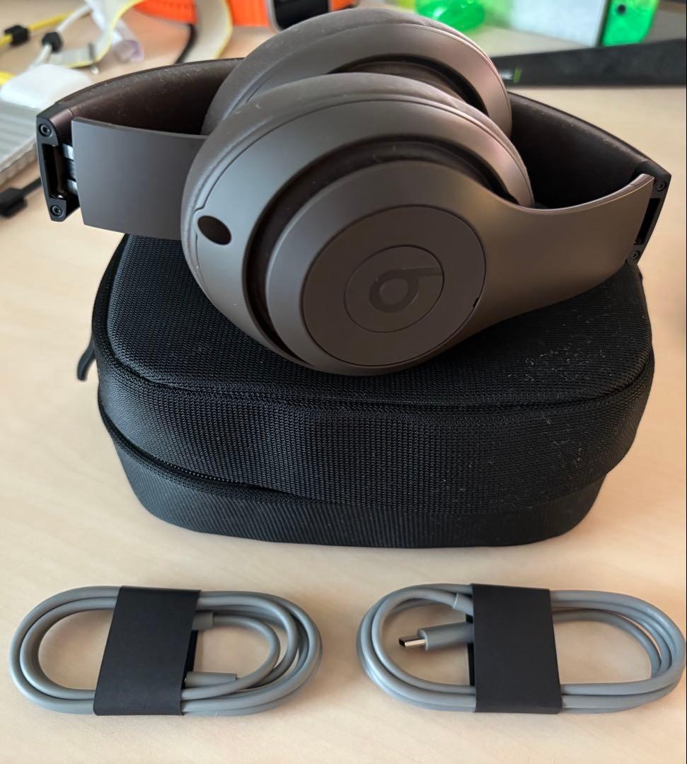 Beats Studio Pro ディープブラウン