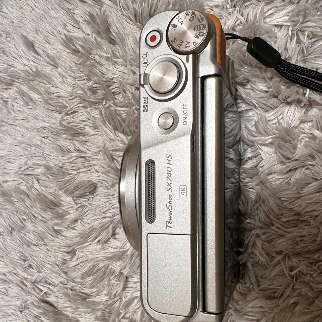 Canon SX740 HS シルバー 40倍光学ズーム