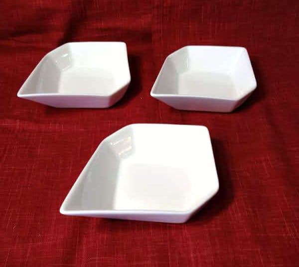 ♥大人気のパーティーセット♥素敵なディスプレイ♥新品・オシャレな3種類3組１２皿