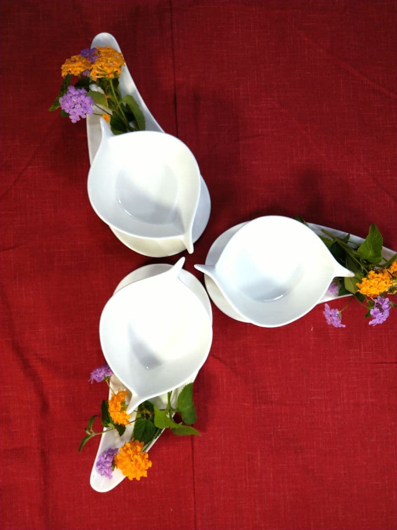 ♥大人気のパーティーセット♥素敵なディスプレイ♥新品・オシャレな3種類3組１２皿