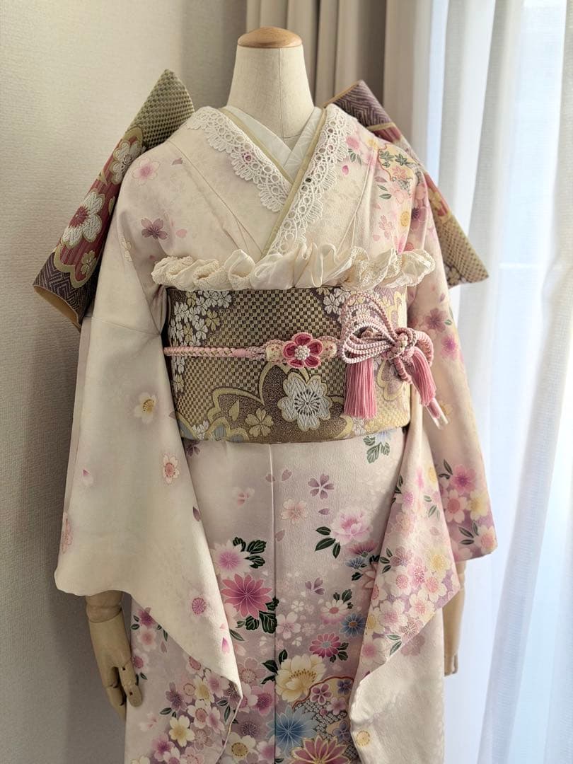 白地　ピンク柄　振袖フルセット
