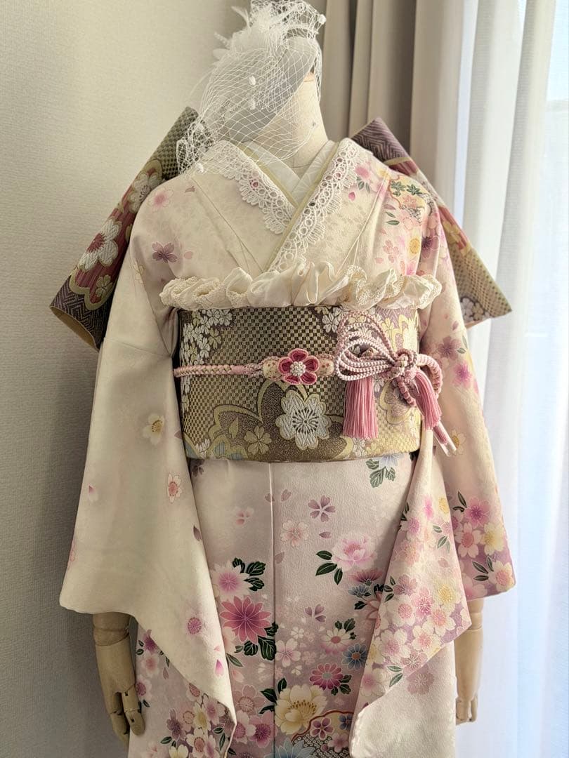 白地　ピンク柄　振袖フルセット