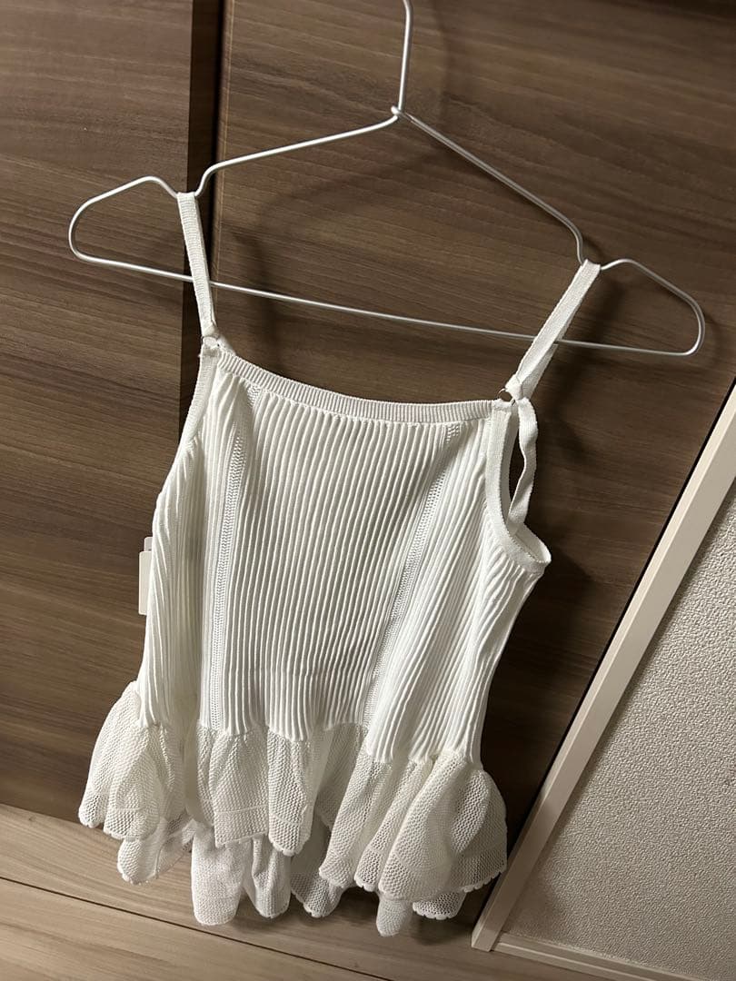 スローブイエナ　TGOR/トゴール フリル キャミソール