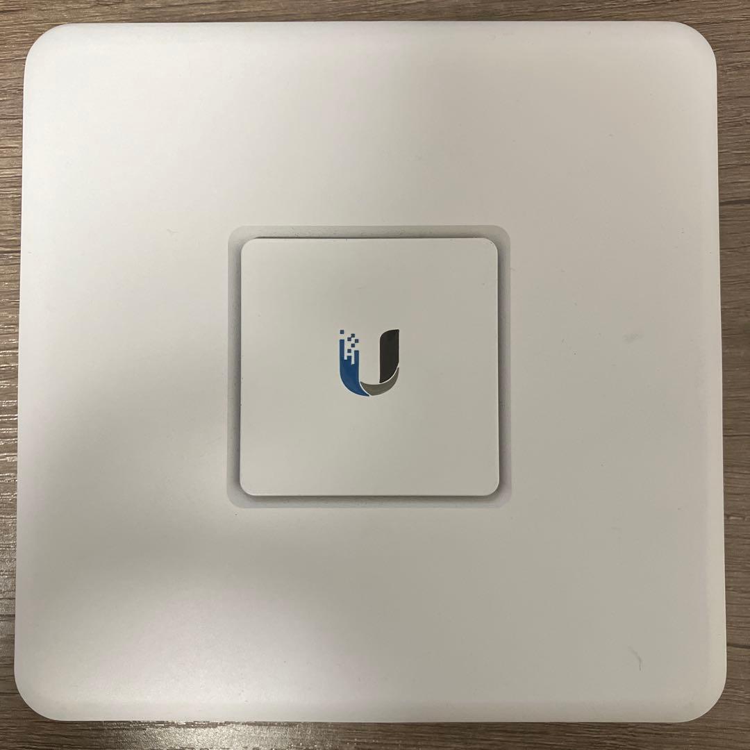UNIFI SECURITY GATEWAY - 中古(USED)