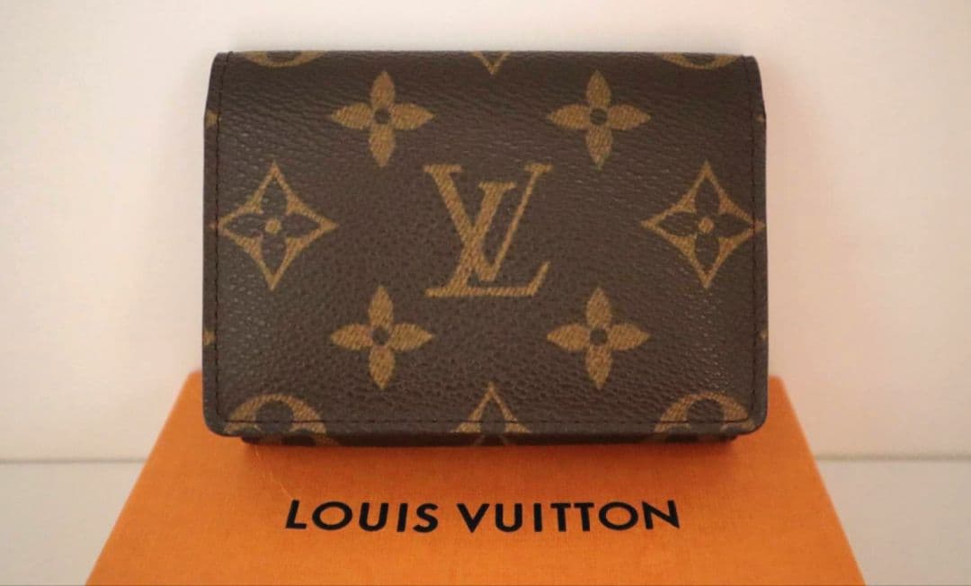 美品LOUIS VUITTON 名刺入れアンヴェロップ カルト ドゥ ヴィジット
