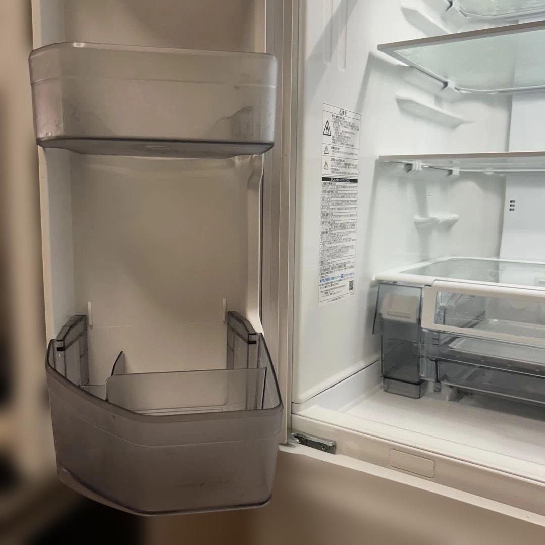 Toshiba ホワイト 6ドア冷蔵庫 8月中旬まで出品