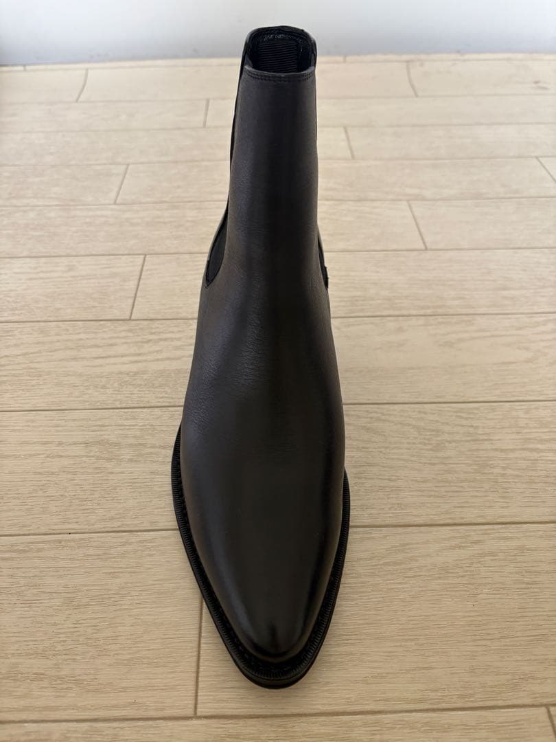 セリーヌ　カマルグバイカーチェルシーブーツ