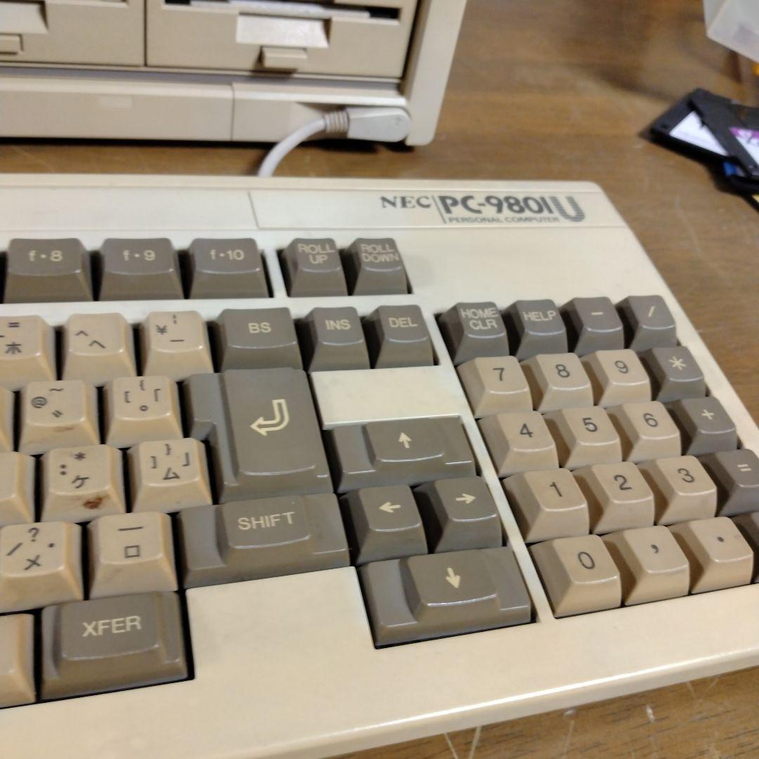 ■NEC PC-9801UV2 モニターセット キーボード、マニュアル付ジャンク