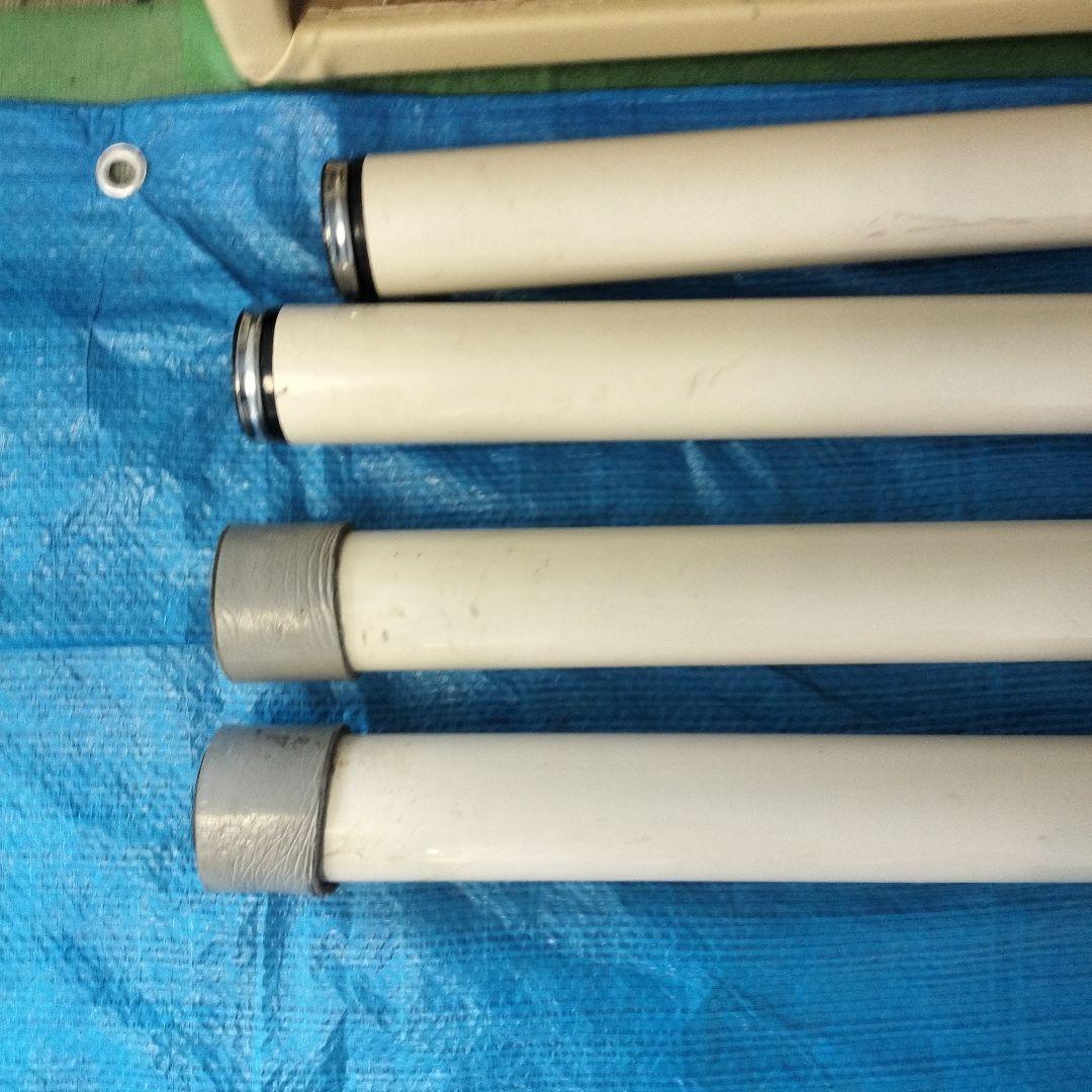 Takadaマッサージベッド施術・エステベッド（脚４本外し同梱・脚本体に錆有り）