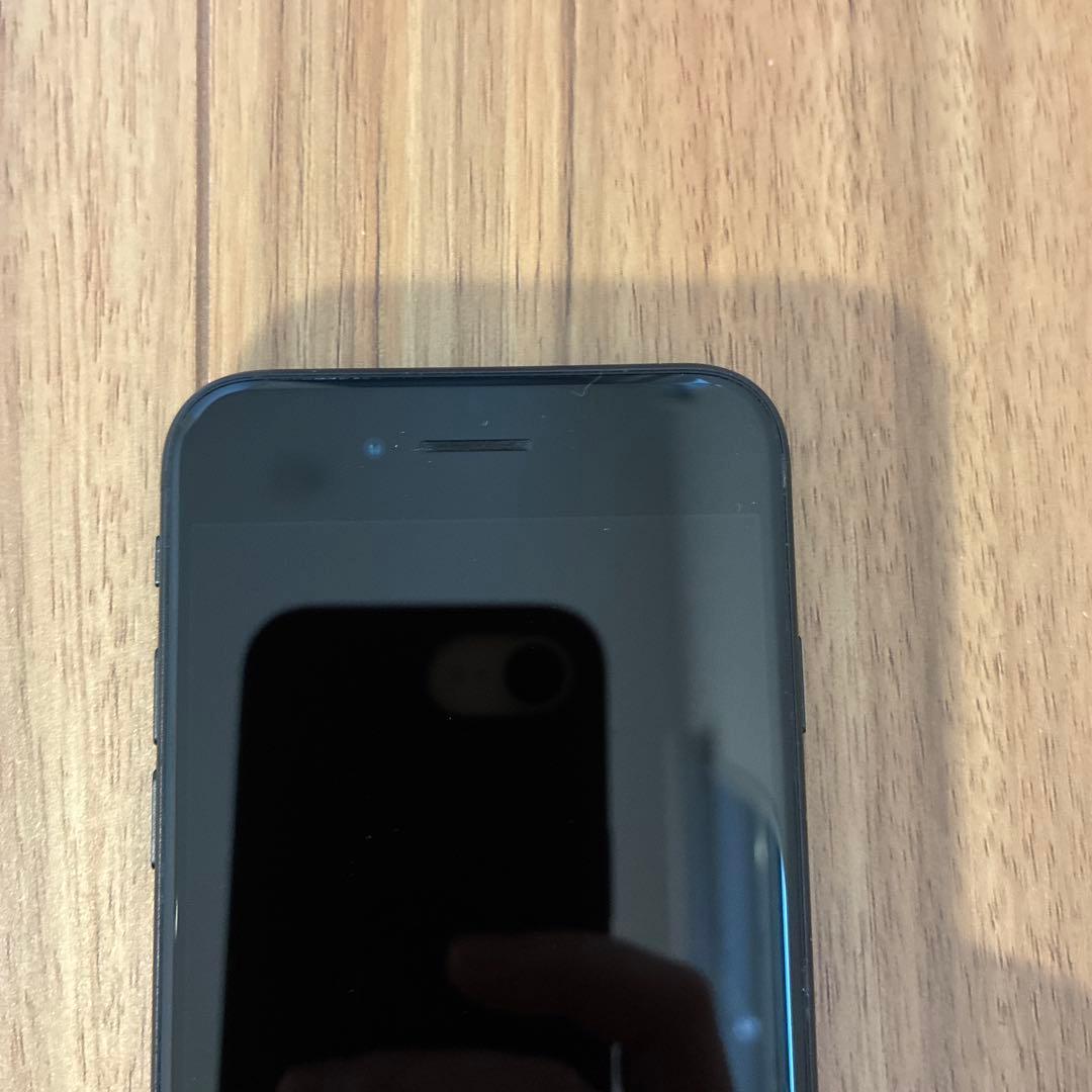 【お値下げOK】iPhoneSE 第二世代　64GB UQ mobile