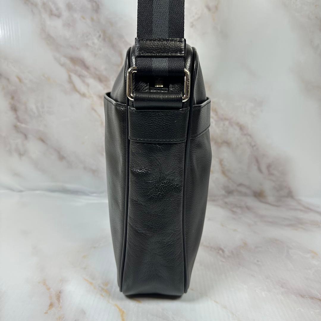 【極美品】　COACH コーチ　ショルダーバッグ　ブラック　本革　斜めがけ