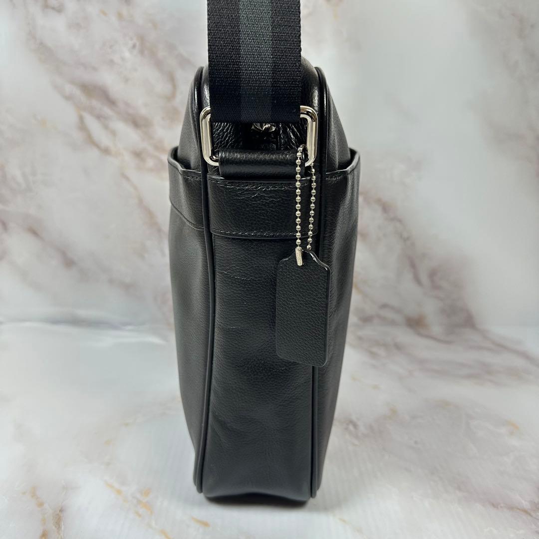 【極美品】　COACH コーチ　ショルダーバッグ　ブラック　本革　斜めがけ
