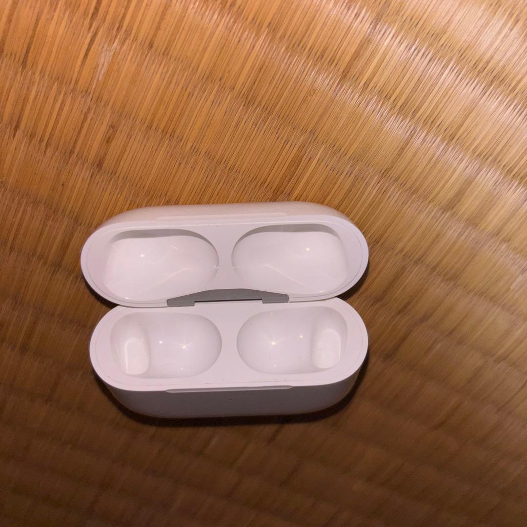 AirPodsPro 第2世代 MagSafe充電ケース(USB-C)付き