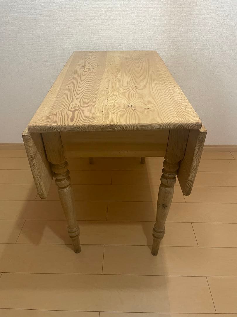 バタフライテーブル