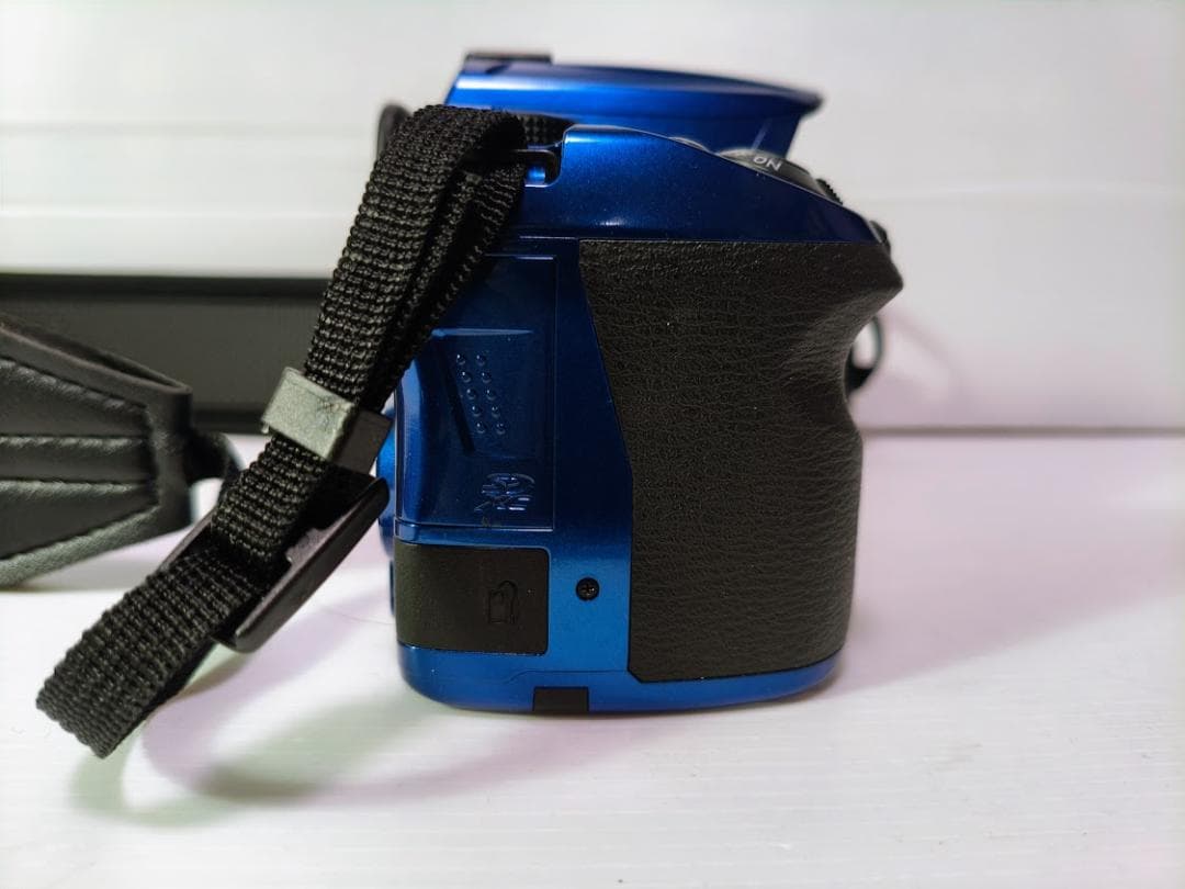 【黒死病対策】【内臓電池交換】PENTAX K-30 青 WRレンズ、充電器付