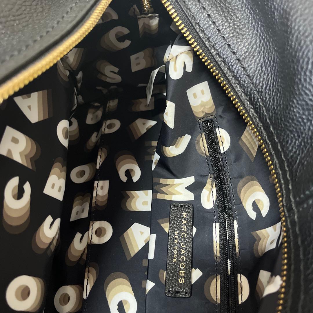 デ*ス様 黒いレザーショルダーバッグ