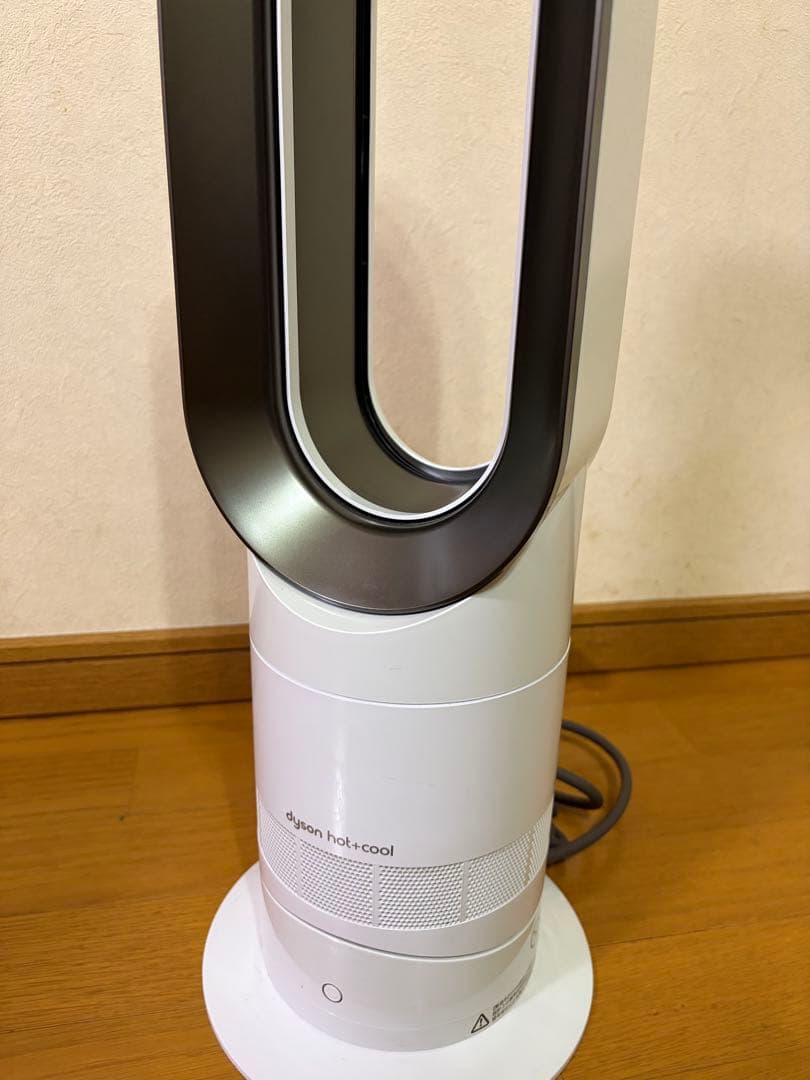 2023年製 極美品 ダイソン Hot+Cool AM09 ファンヒーター 暖房
