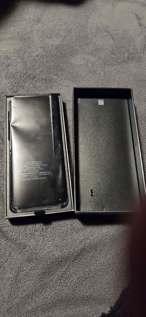 Galaxy Z Flip4 docomo パープル　お買い得